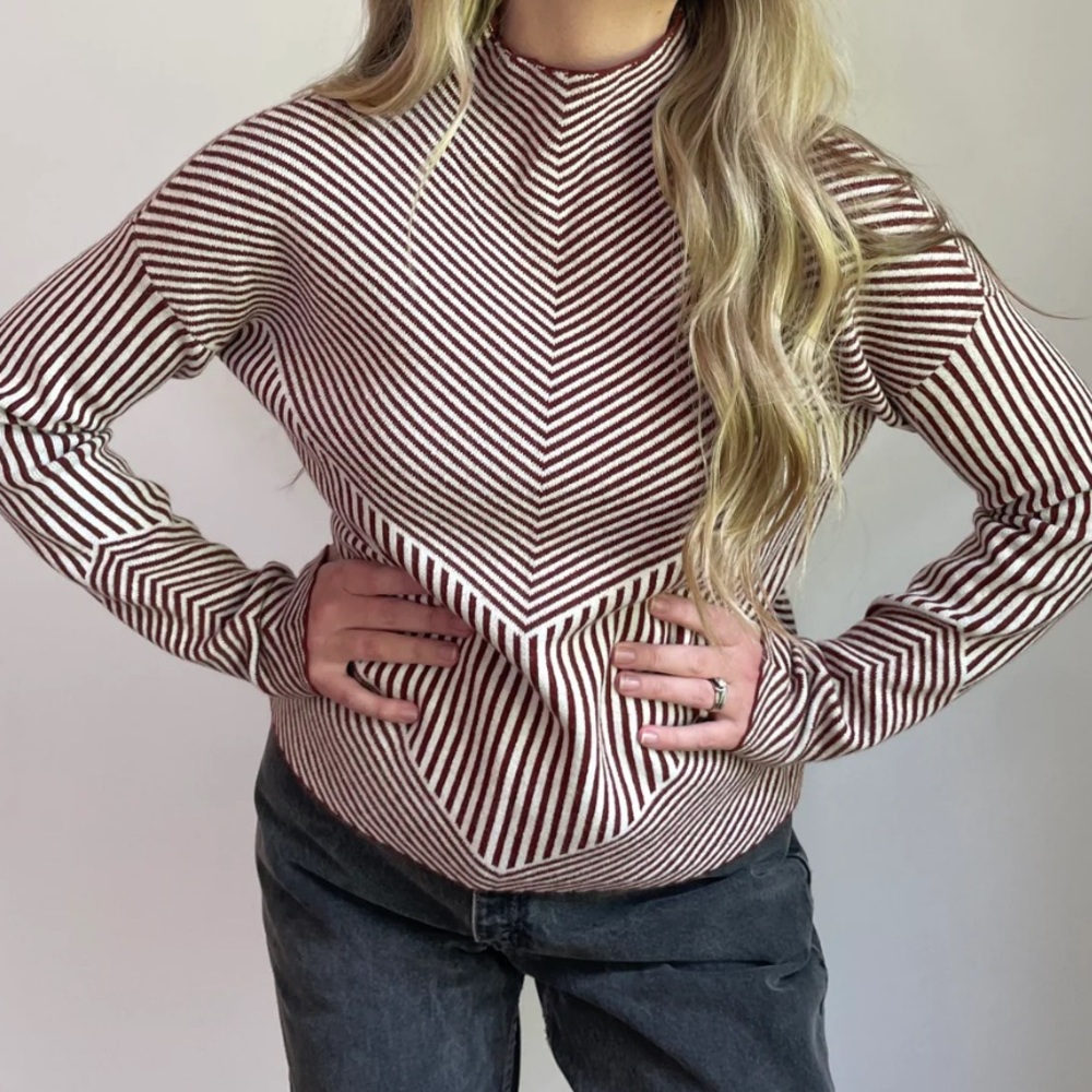 CYNTHIA ROWLEY Geometric Brown White mock neck Striped Sweater Women’s small